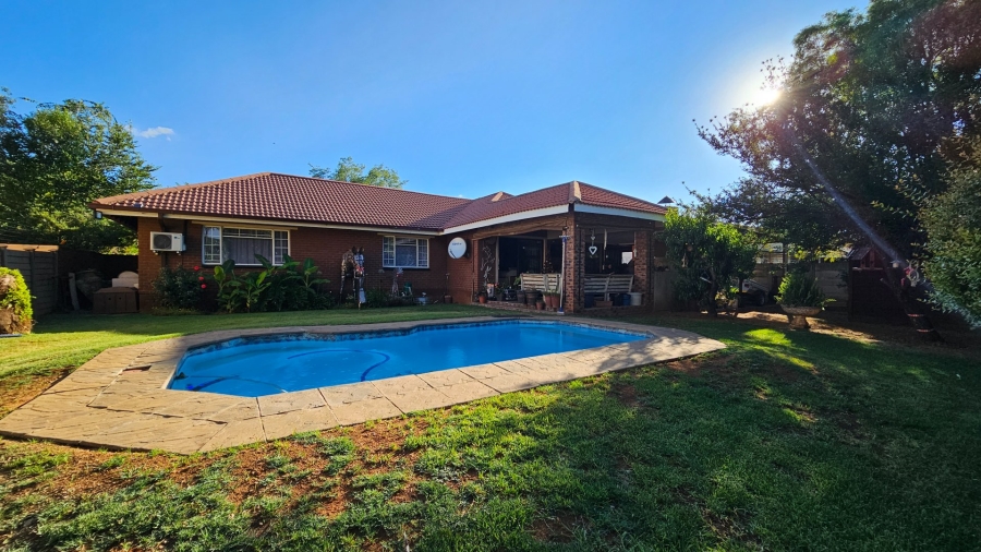 3 Bedroom Property for Sale in Vaalpark Free State